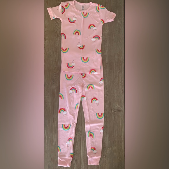 4 Sets of Colorful Kids Pajamas - Picture 6 of 9